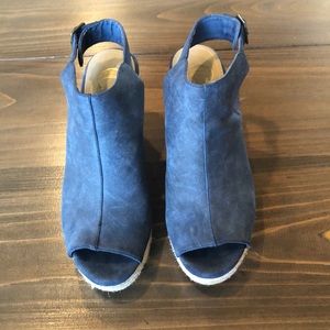 Charming Charlie wedges